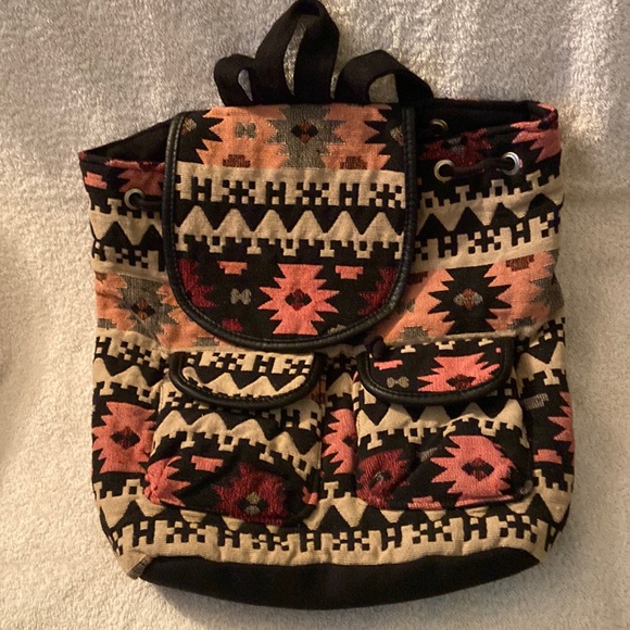 Quilted printed backpack - Picture 1 of 5